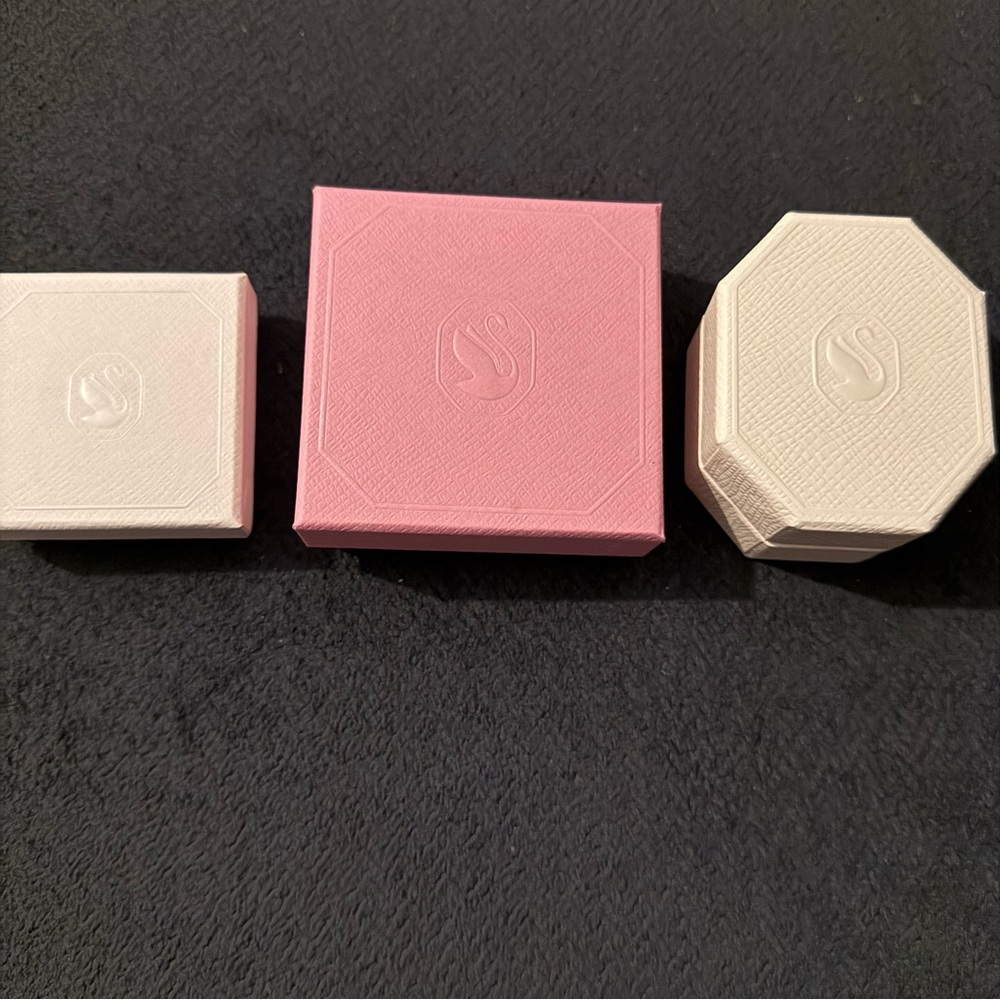 Swarovski Pink and white box set